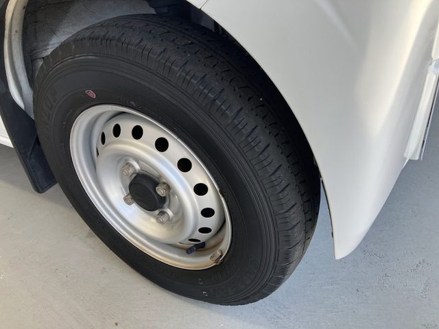 車両画像22