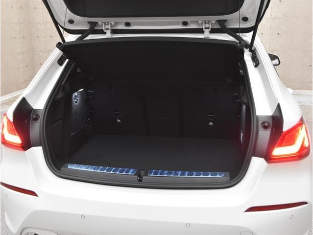 車両画像13
