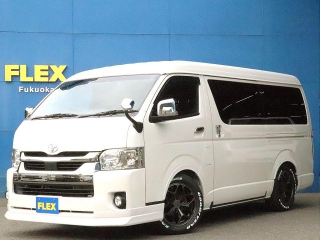 ハイエースバン　２ＷＤ　５Ｄ２．８ＤＴスーパーＧＬダークプライム