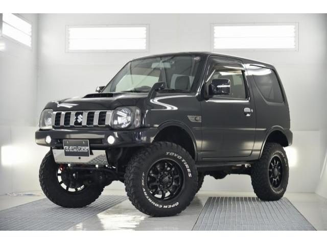 ジムニー　４ＷＤ　特別仕様車　ランドベンチャー