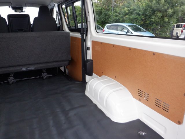 車両画像27
