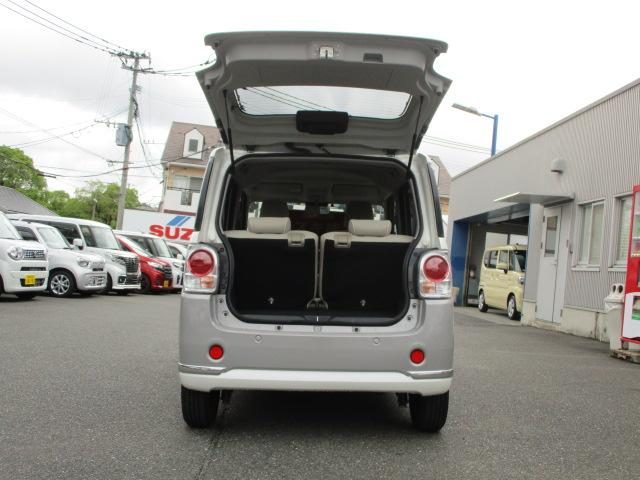 車両画像11