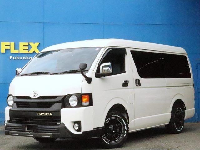 ハイエースバン　２ＷＤ　５ドアバン２．８ＤＴ　スーパーＧＬワイド