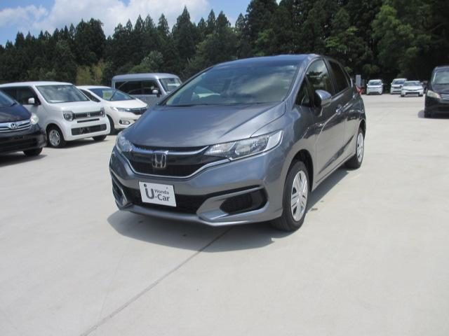 フィット　４ＷＤ　１３Ｇ　Ｆパッケージ