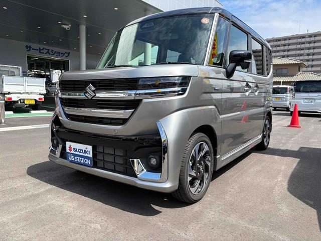 スペーシア　カスタム　４ＷＤ　カスタム　ＨＹＢＲＩＤ　ＸＳターボ