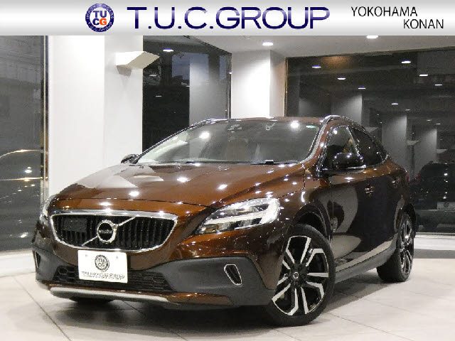 Ｖ４０　クロスカントリー　Ｔ５　ＡＷＤ　サマム