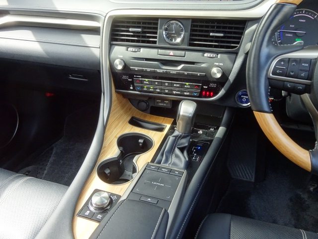 車両画像18