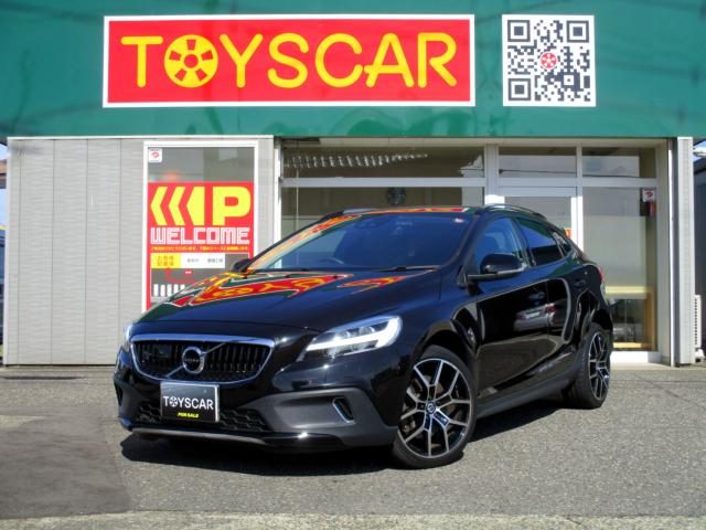 Ｖ４０　クロスカントリー　Ｔ５　ＡＷＤ　モメンタム