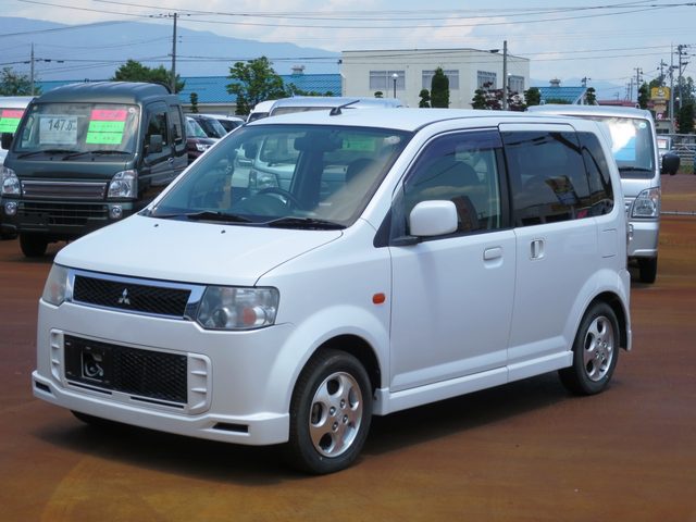 ｅＫスポーツ　４ＷＤ　ＸＳ　４ＡＴ　電動スライド　キーレス