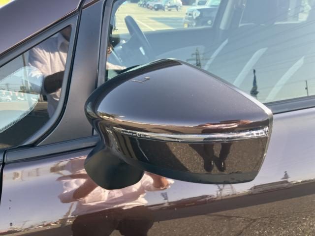 車両画像30
