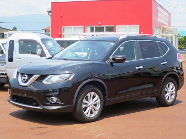 エクストレイル　４ＷＤ　２０Ｘｔ　エマージェンシーブレーキパッケ