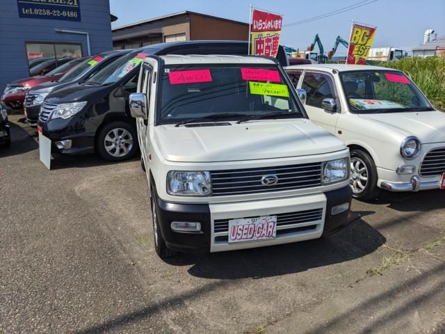 ネイキッド　４ＷＤ　Ｆ