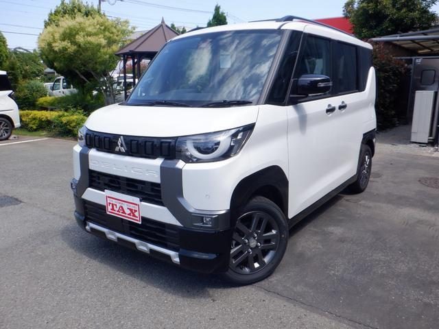 デリカ　ミニ　Ｔ　プレミアム　４ＷＤ　記録簿付　ＦＣＭ