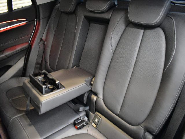 車両画像18
