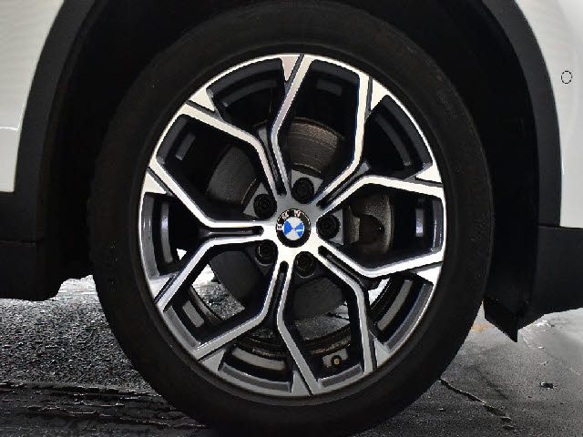 車両画像27