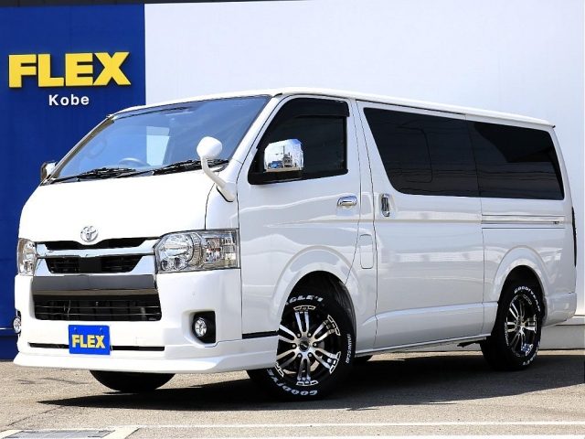 ハイエースバン　２ＷＤ　５Ｄ２．８ＤＴスーパーＧＬダークプライム