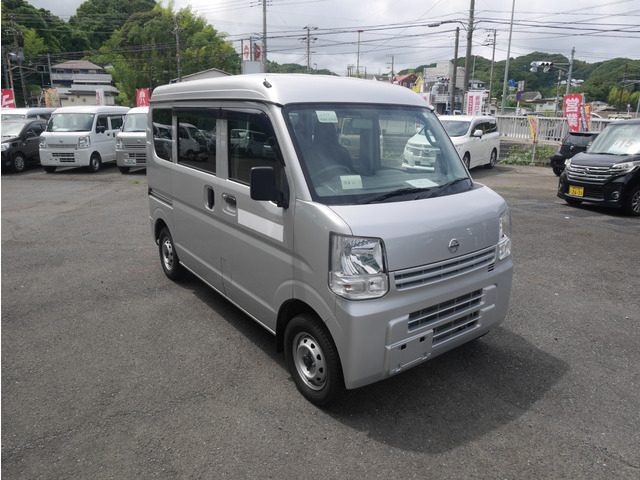 ＮＶ１００クリッパー　４ＷＤ　ＤＸ　ＨＲ