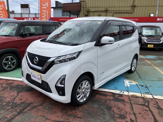 デイズ　４ＷＤ　ハイウェイスターＸ