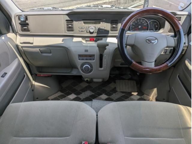 車両画像18