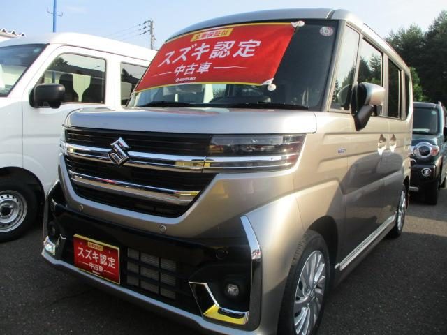 スペーシア　カスタム　４ＷＤ　カスタム　ＨＹＢＲＩＤ　ＧＳ　４ＷＤ