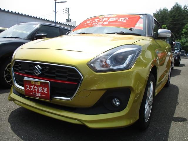 スイフト　４ＷＤ　ＨＹＢＲＩＤ　ＲＳ　４ＷＤ