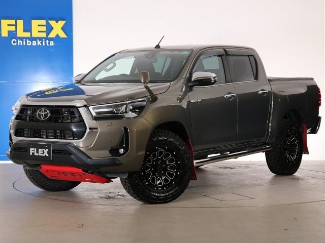 ハイラックス　４ＷＤ　４ドア２．４Ｚディーゼルターボ