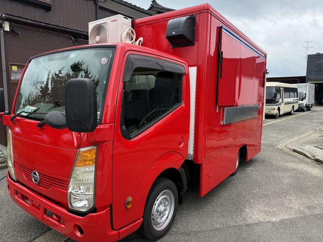 アトラス　キッチンカー　８Ｎｏ．登録車