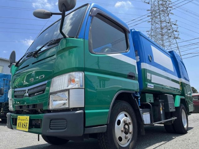 キャンター　２．６５ｔ積み巻込み式パッカー車