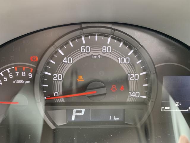 車両画像12