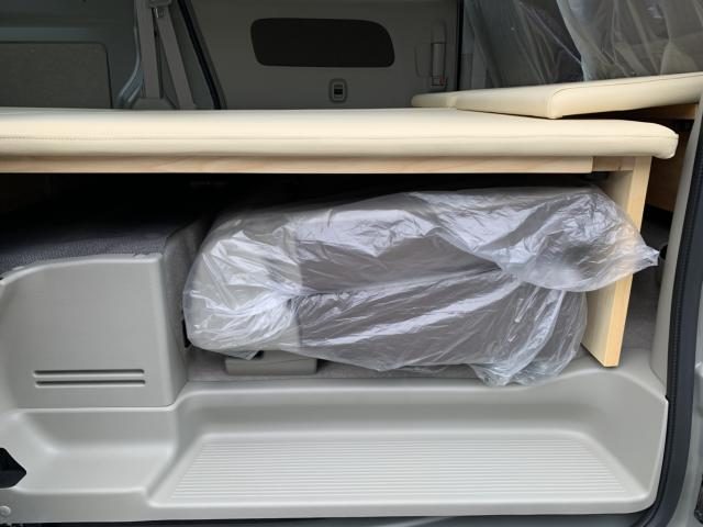 車両画像24