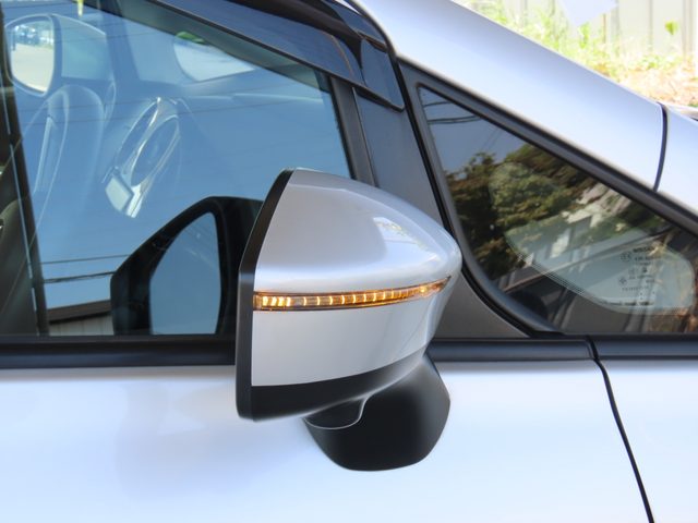 車両画像16