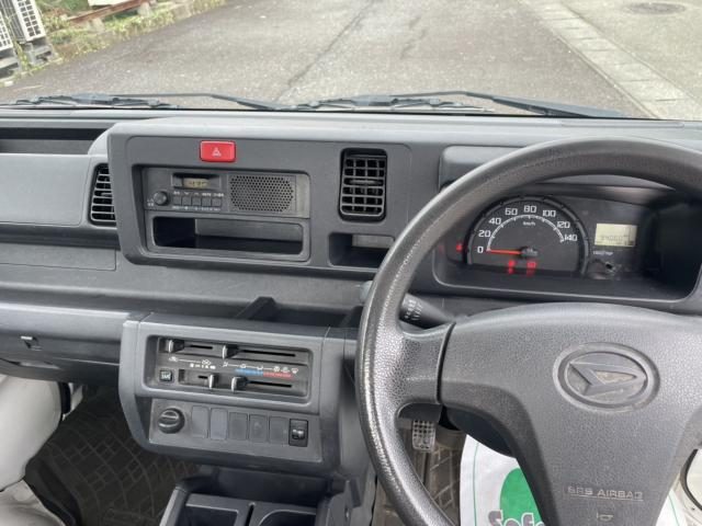 車両画像10