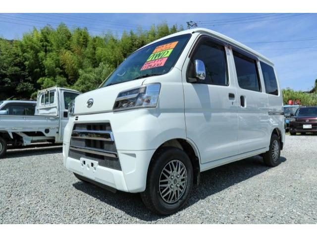 ハイゼットカーゴ　４ＷＤ　デラックス　４ＷＤ　ＳＡⅢ　オートマ