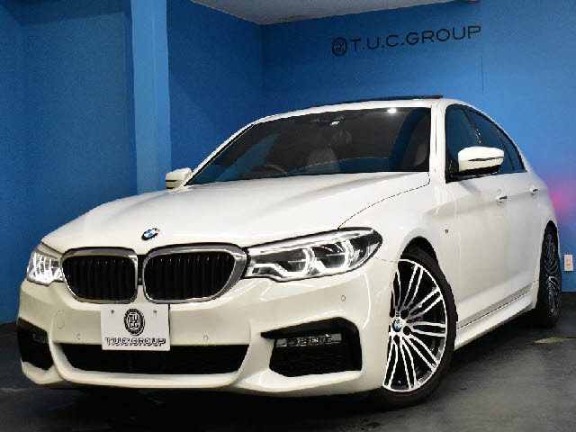 ５シリーズ　セダン　５３０ｉ　Ｍスポーツ