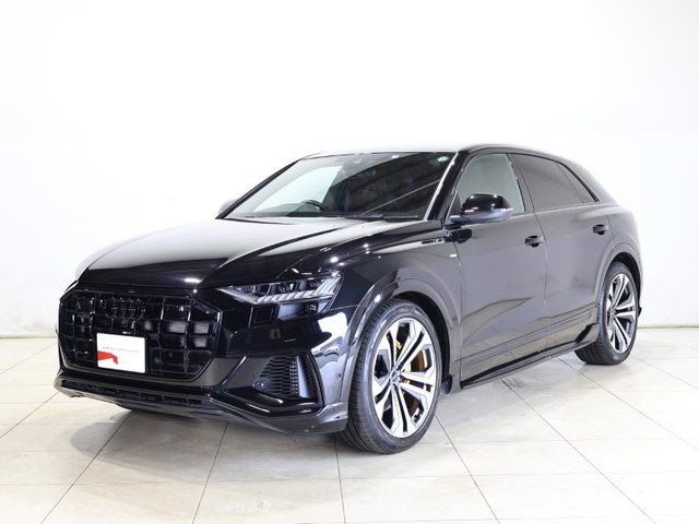 Ｑ８　５５　ＴＦＳＩ　クワトロ　Ｓライン