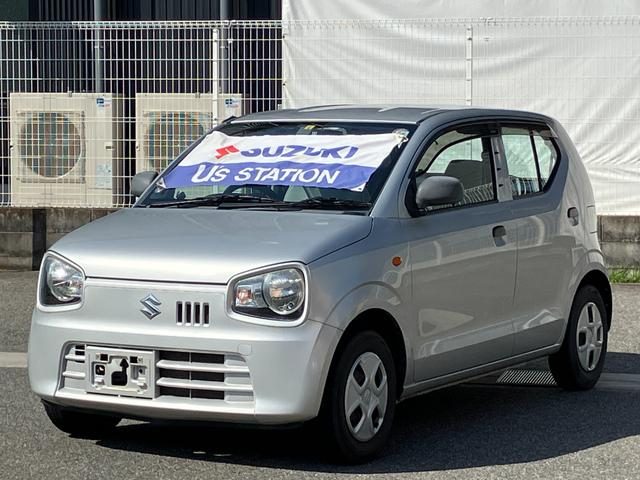 アルト　Ｆ　５ＭＴ車　ＣＤオーディオ付き