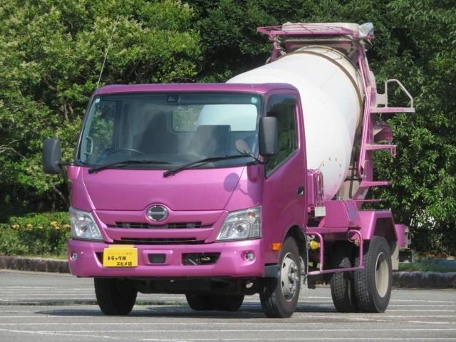 デュトロ　４ｔ　ワイド　コンクリートミキサー