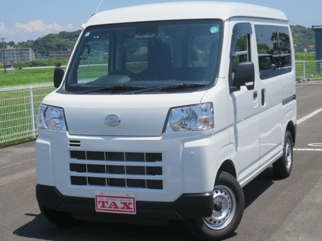 ハイゼットカーゴ　６６０　デラックス　前席パワーウインド・