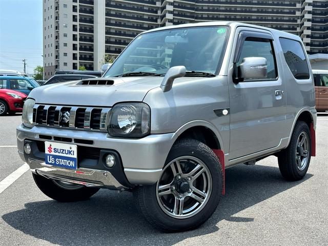ジムニー　４ＷＤ　ＬＡＮＤ　ＶＥＮＴＵＲＥ　１０型　ナビ　
