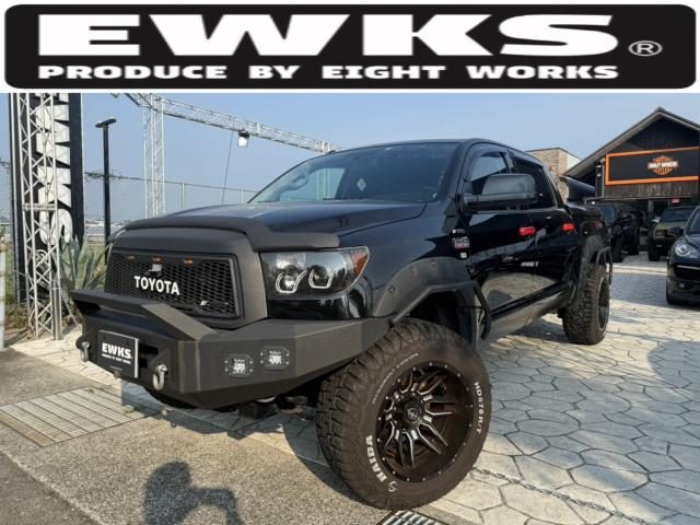 タンドラ　４ＷＤ　クルーマックス　Ｖ８