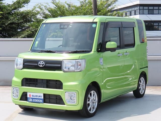 ピクシス　メガ　Ｌレジャーエディション