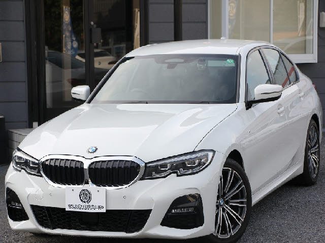 ３シリーズ　セダン　３２０ｉ　Ｍスポーツ