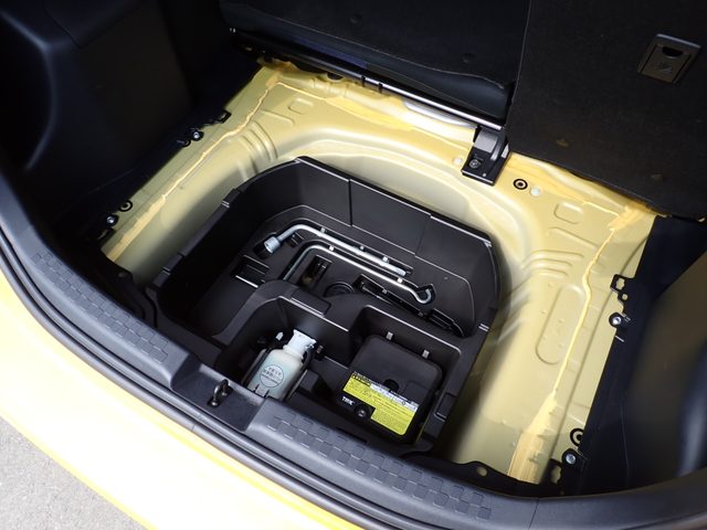車両画像26