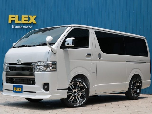 ハイエースバン　２ＷＤ　５Ｄ２．８ＤＴスーパーＧＬダークプライム