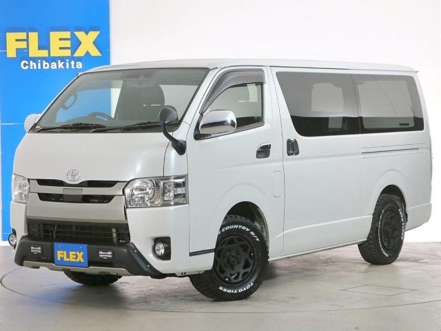 ハイエースバン　４ＷＤ　５Ｄ２．８ＤＴスーパーＧＬダークプライム