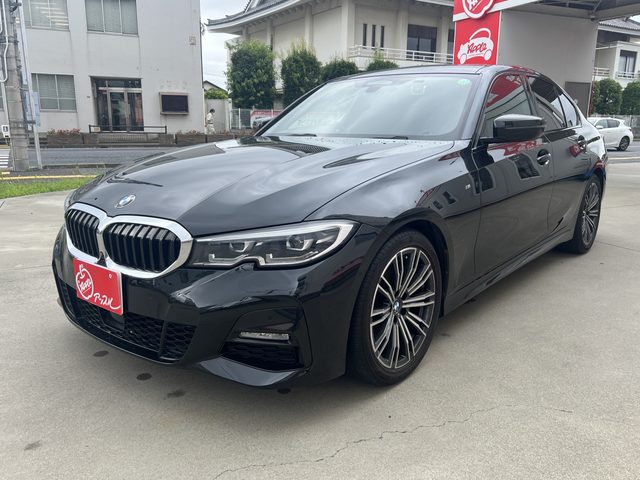 ３シリーズ　セダン　３２０ｉ　Ｍスポーツ