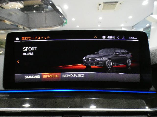車両画像30