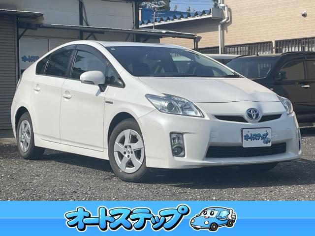 プリウス　Ｓ