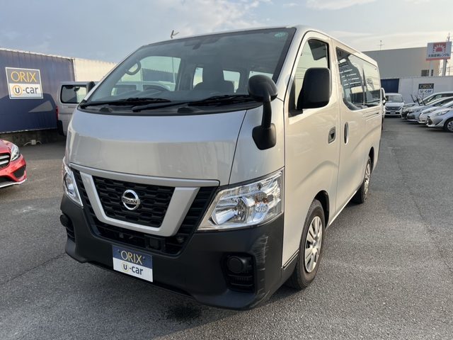 ＮＶ３５０キャラバン　１．２ｔ　ＤＸ　低床　ロング