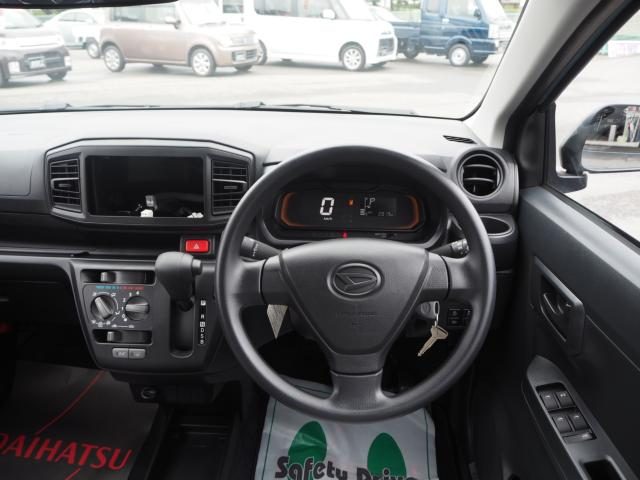 車両画像10